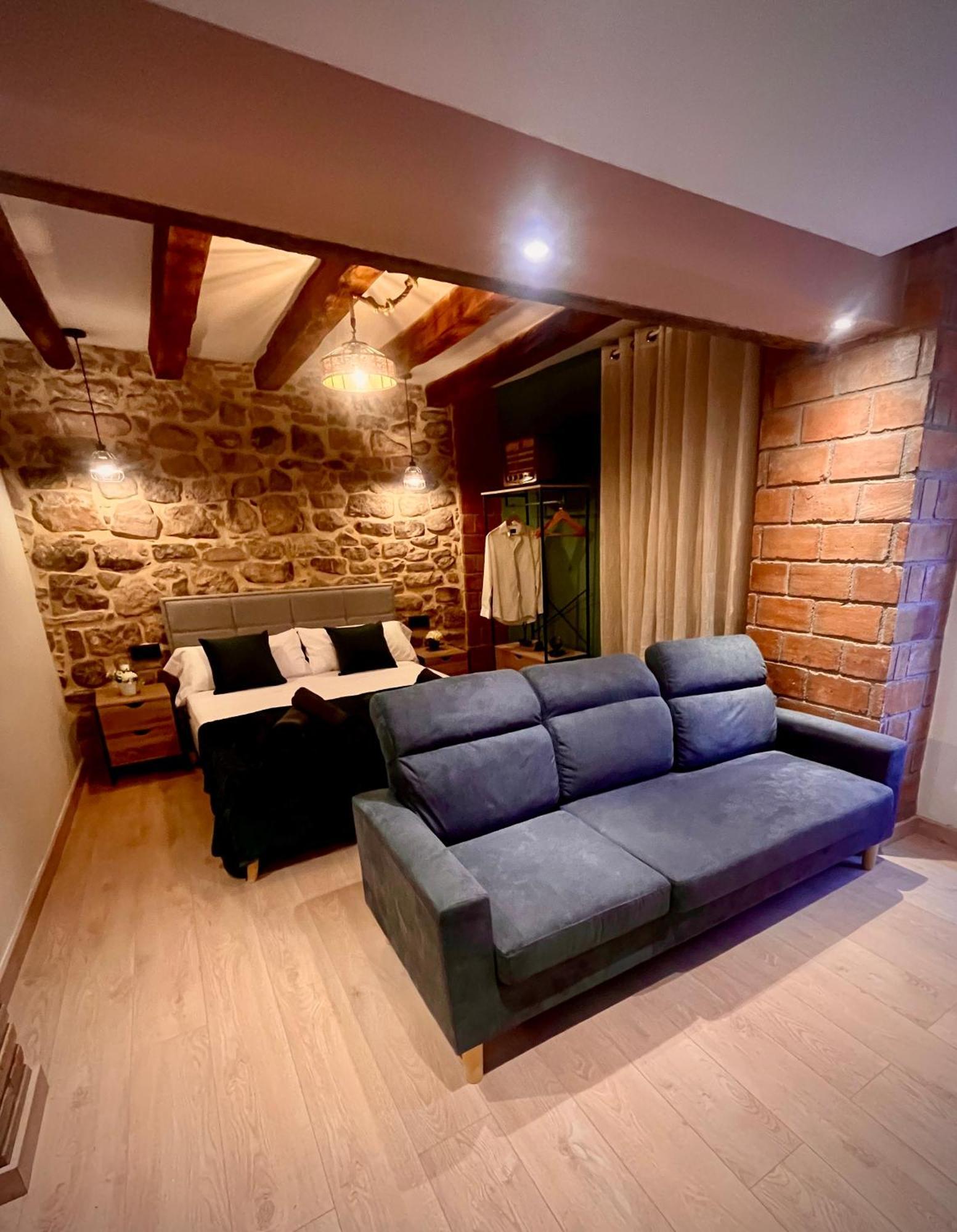 Ca La Minyona Apartment